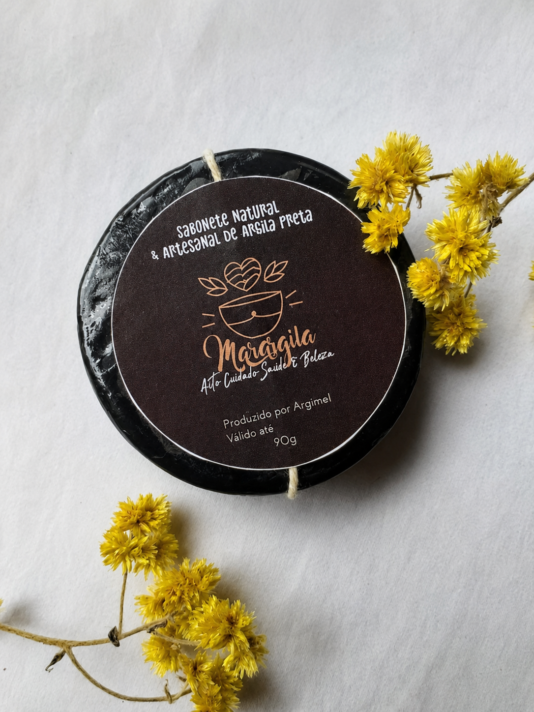 Argila Preta: O Poder da Limpeza Profunda no Cuidado Natural da Pele